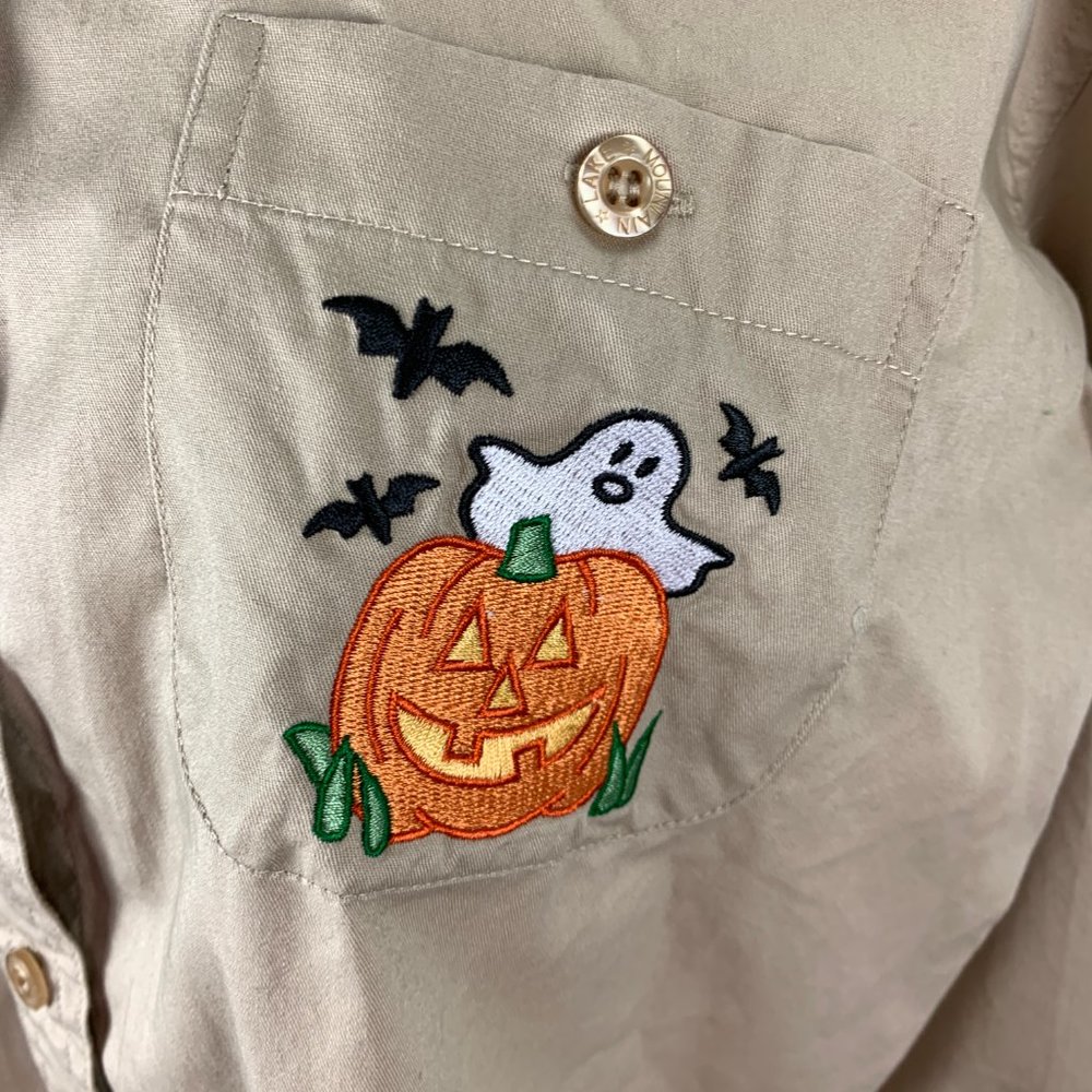 Mountain Lake Medium Halloween Blouse Button Front - Picture 2 of 6